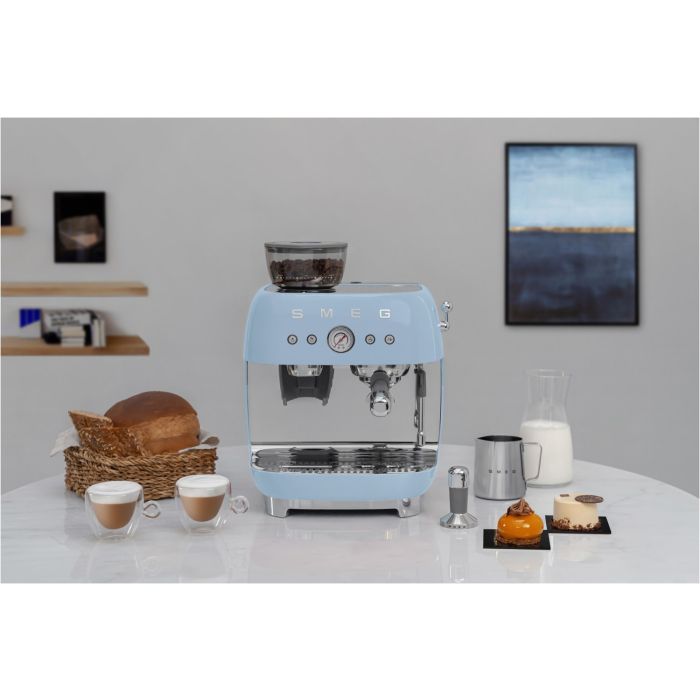 SMEG Espressomaschine 50's Style EGF03PBEU Pastellblau