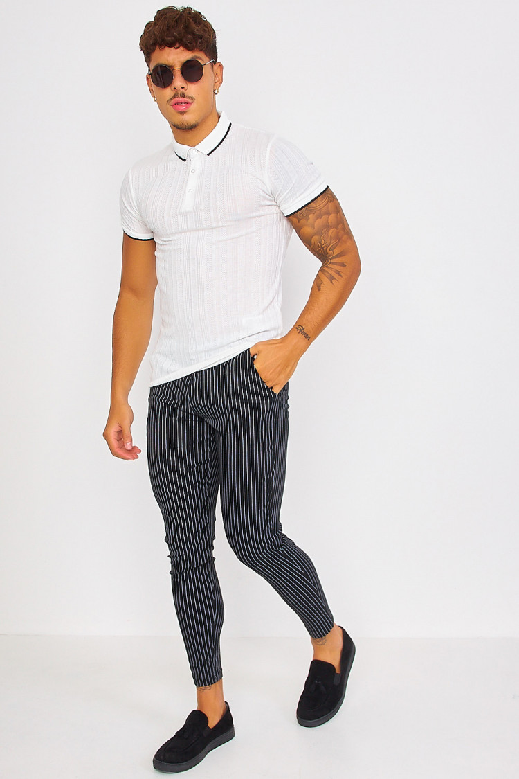 Pantalon chino noir à rayures blanches