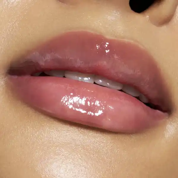 Melt & Shine Juicy Lip Balm 050 Resting Beach Face