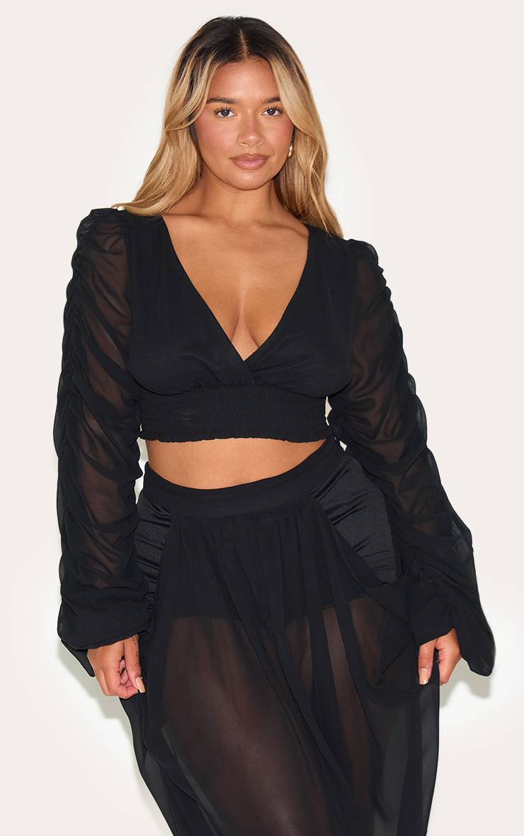Noir Blouse Coordonnée Shape En Mousseline À Manches Ballon, Décolleté Plongeant Et Taille Cintrée