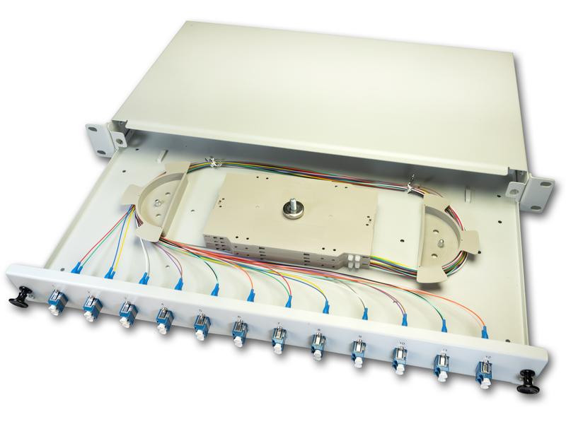 Lightwin Spleissbox 24 Fasern, 12x DLC/APC SM, 9/125µm OS2 LWL Spleissbox, 24 Fasern, 12x DLC/APC Singlemode, 9/125µm OS2 G657.A1 Pigtail
