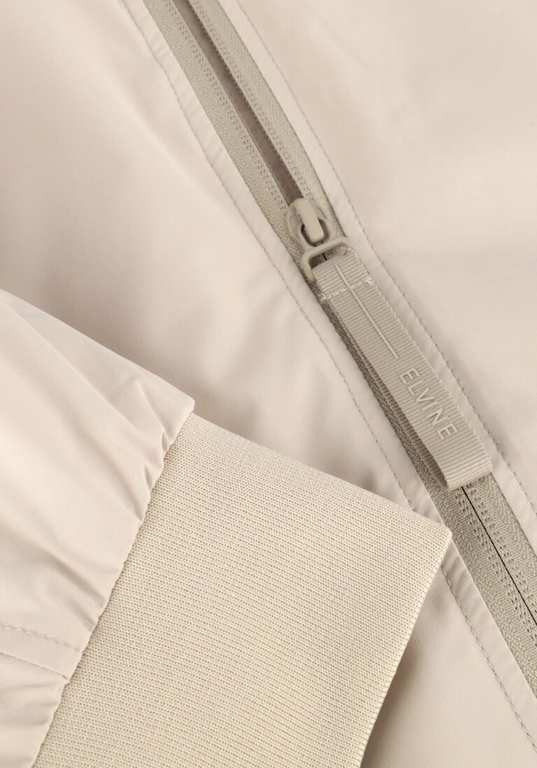 beige elvine jack gavyn
