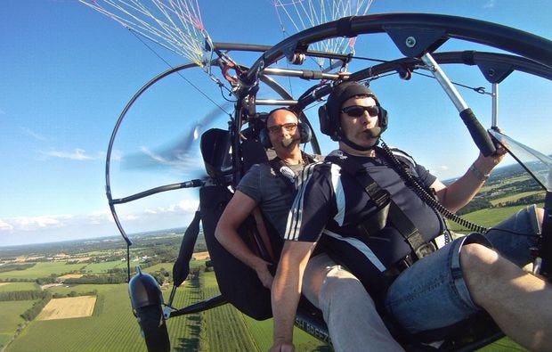 Motorgleitschirm-Rundflug ab Hörsten als Geschenk