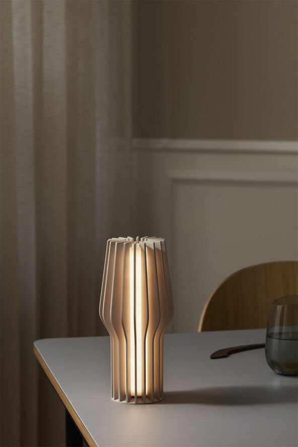 Eva Solo Radiant LED Portable Table Lamp Pearl beige