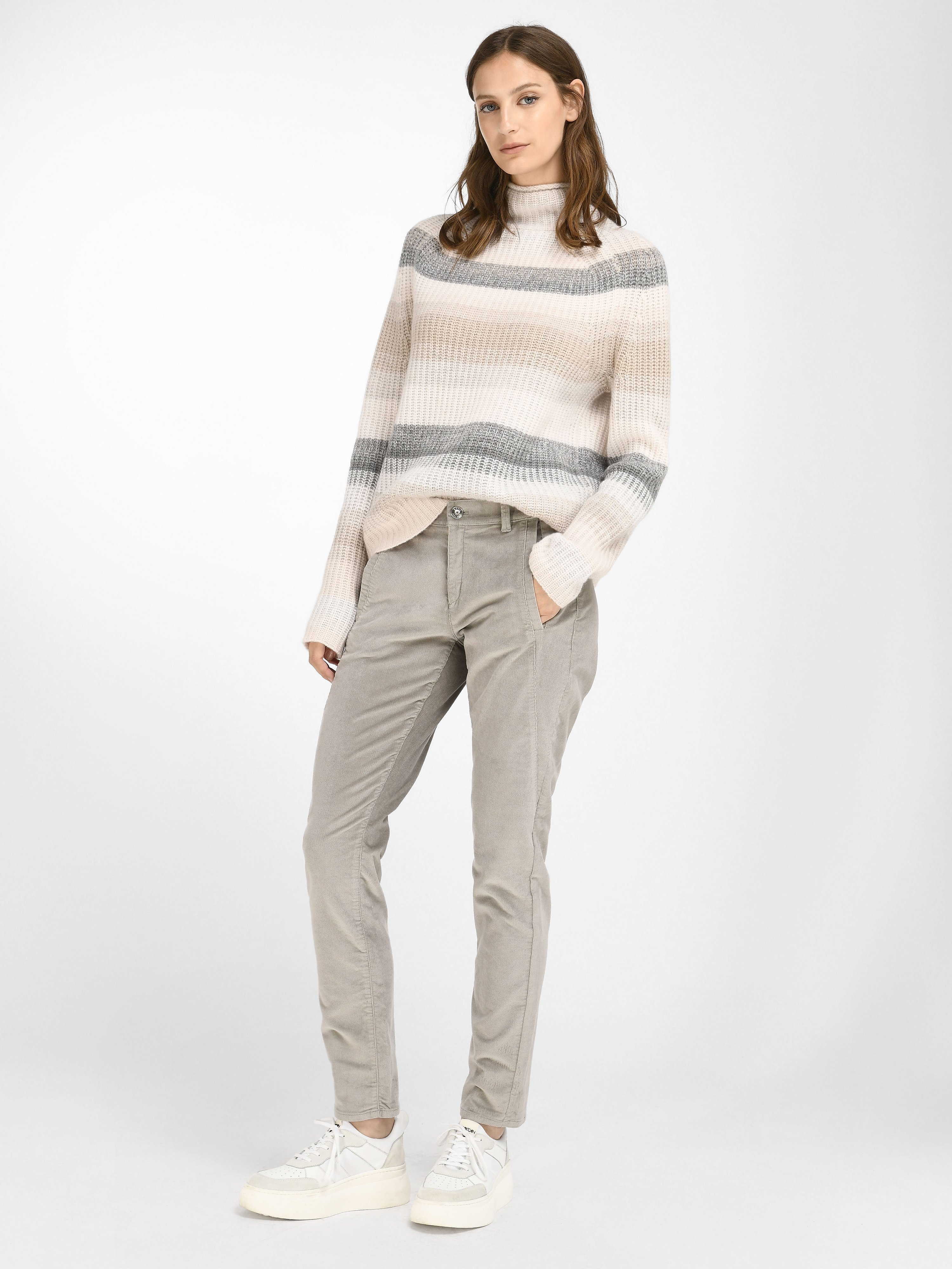 Relaxed Fit-Feincord-Hose