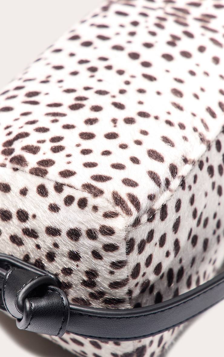 White Dalmatian Sac Baguette À Bandoulière En Poil De Poney Imprimé Dalmatien
