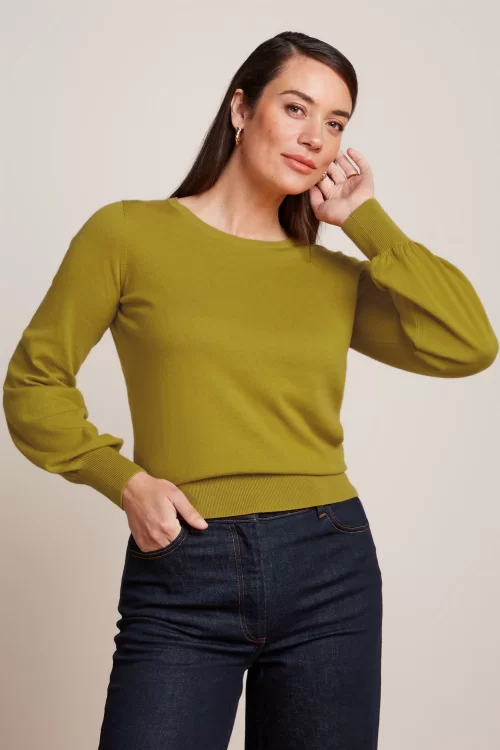 King Louie Bell Sleeve Club top in curry geel