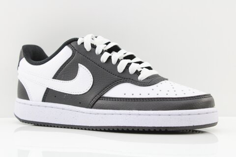Nike Sneaker