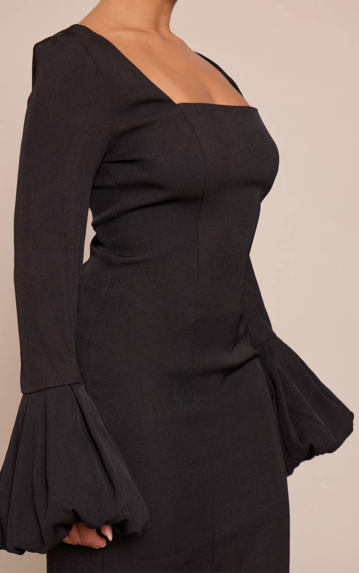 Noir Robe Maxi Shape À Encolure Carrée Et Manches Bouffantes