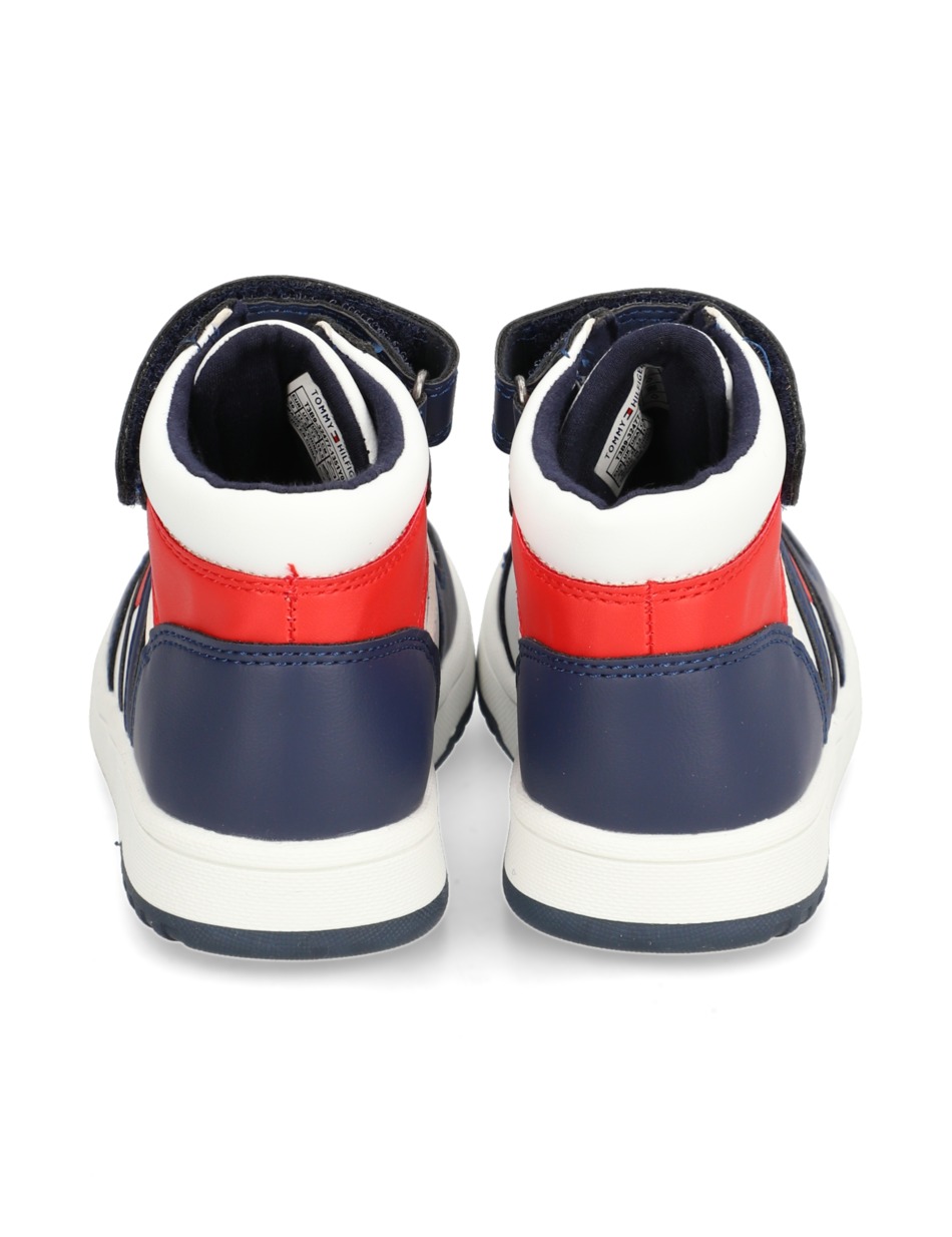 Sneaker Mid Cut