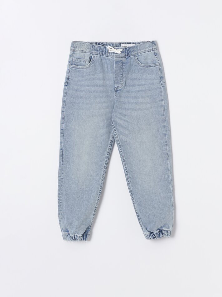 Calça jeans jogger confortável - Azul Comissária de Bordo