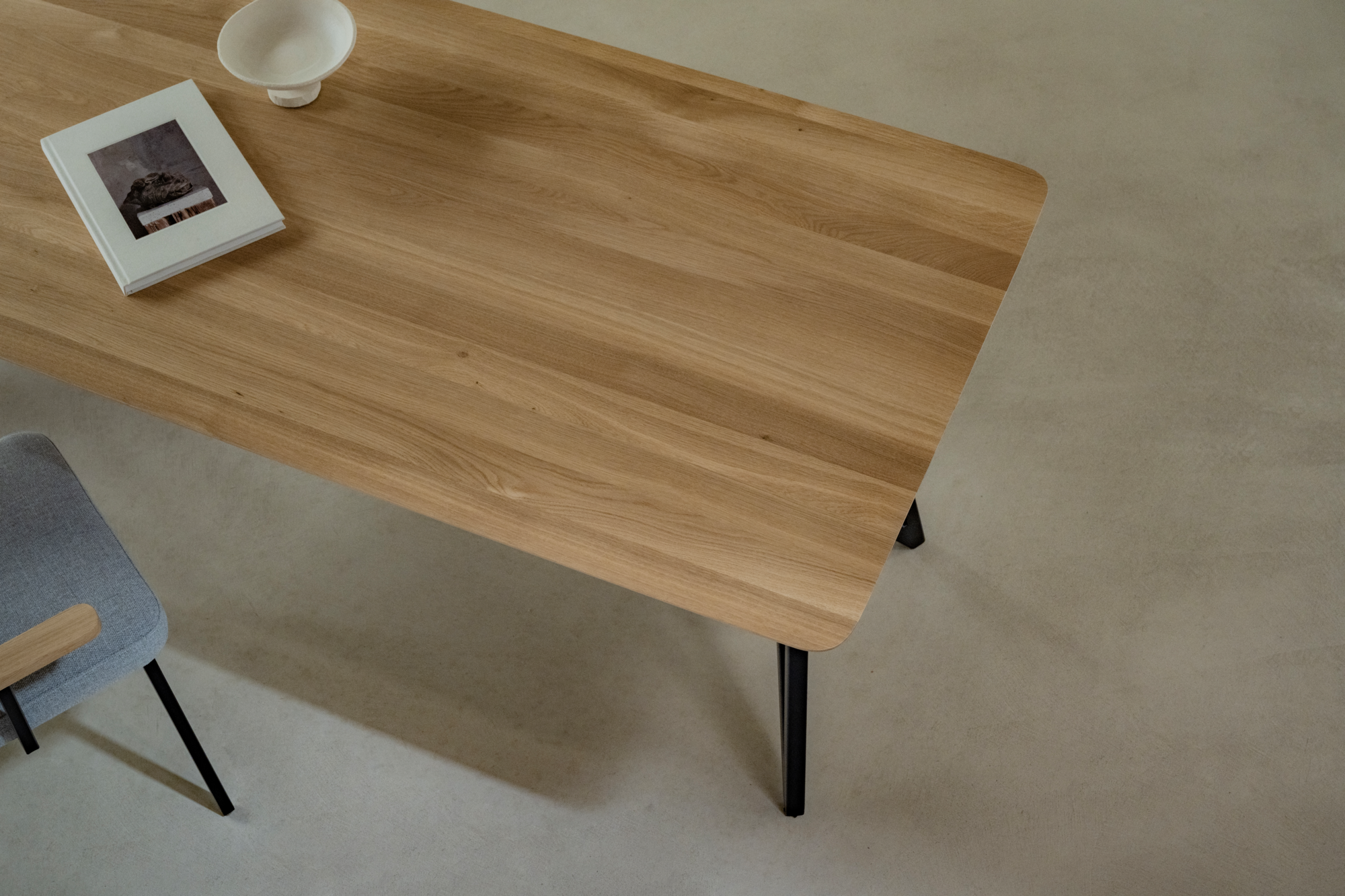 Studio HENK tafel Slim Co Rechthoekig, zwart frame - Smart Collectie 240 x 90 cm | Eikenhout | Verjongde rand | Frame Zwart