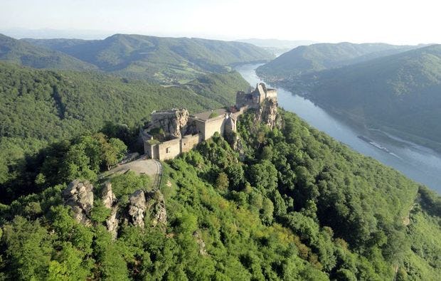 Hubschrauber-Rundflug durch die Wachau in Kilb bei St. Pölten als Geschenkidee
