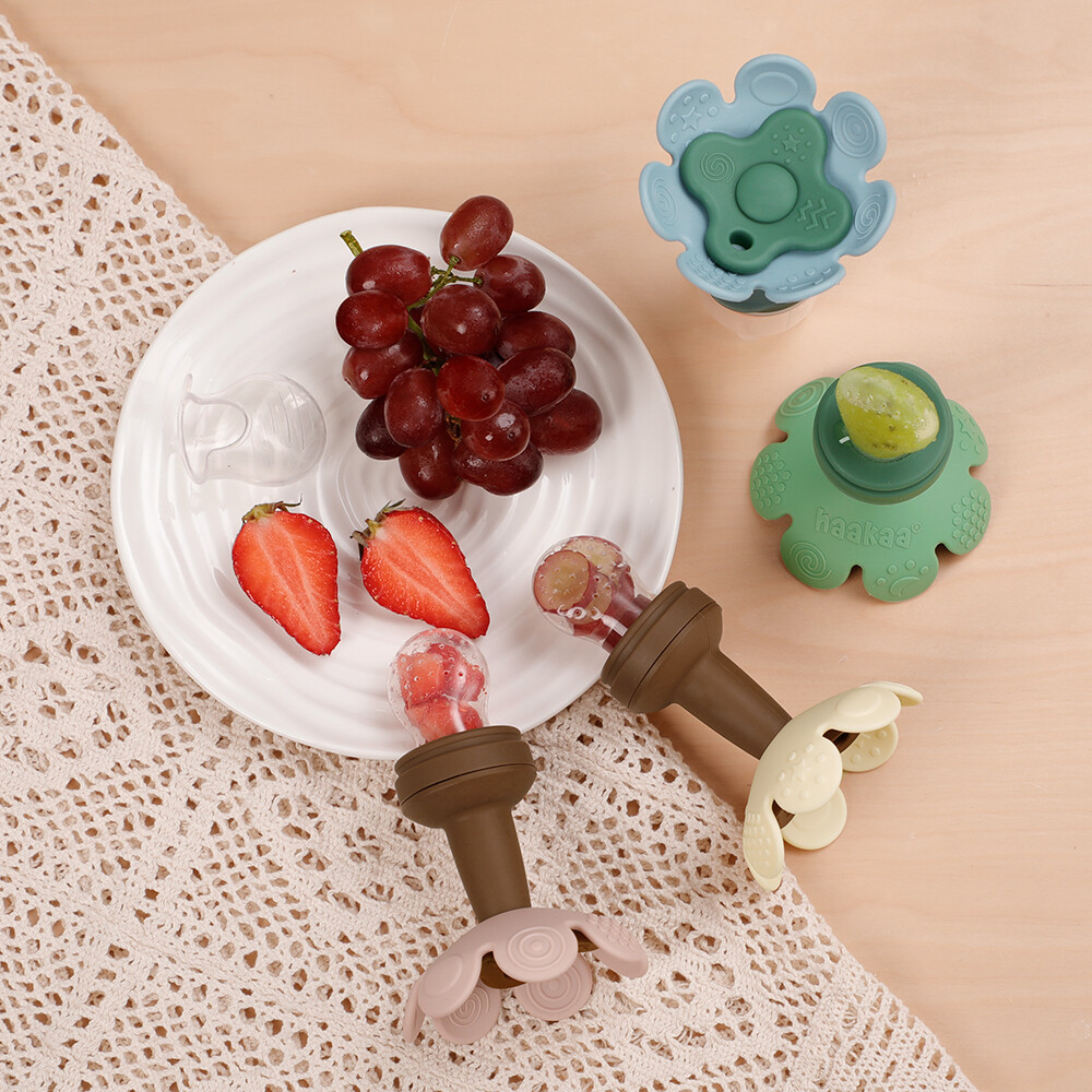 Haakaa Flower Fresh Food Feeder Fruitspeen Pea green