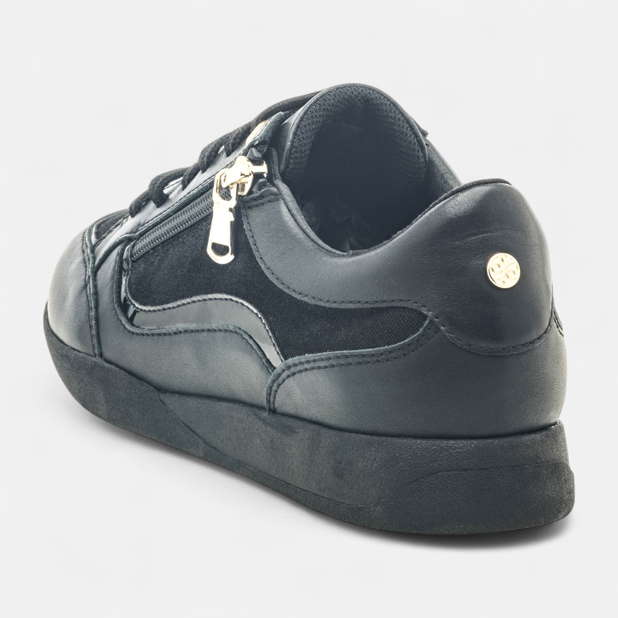Baskets basses Femme en cuir noir