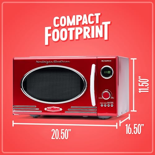 Nostalgia Four à Micro Ondes de Comptoir Rétro   Grand 800 Watts   25,4 L   12 Réglages de Cuisson Préréglés   Horloge Numérique   Appareils de Cuisine   Rouge : Cuisine et Maison