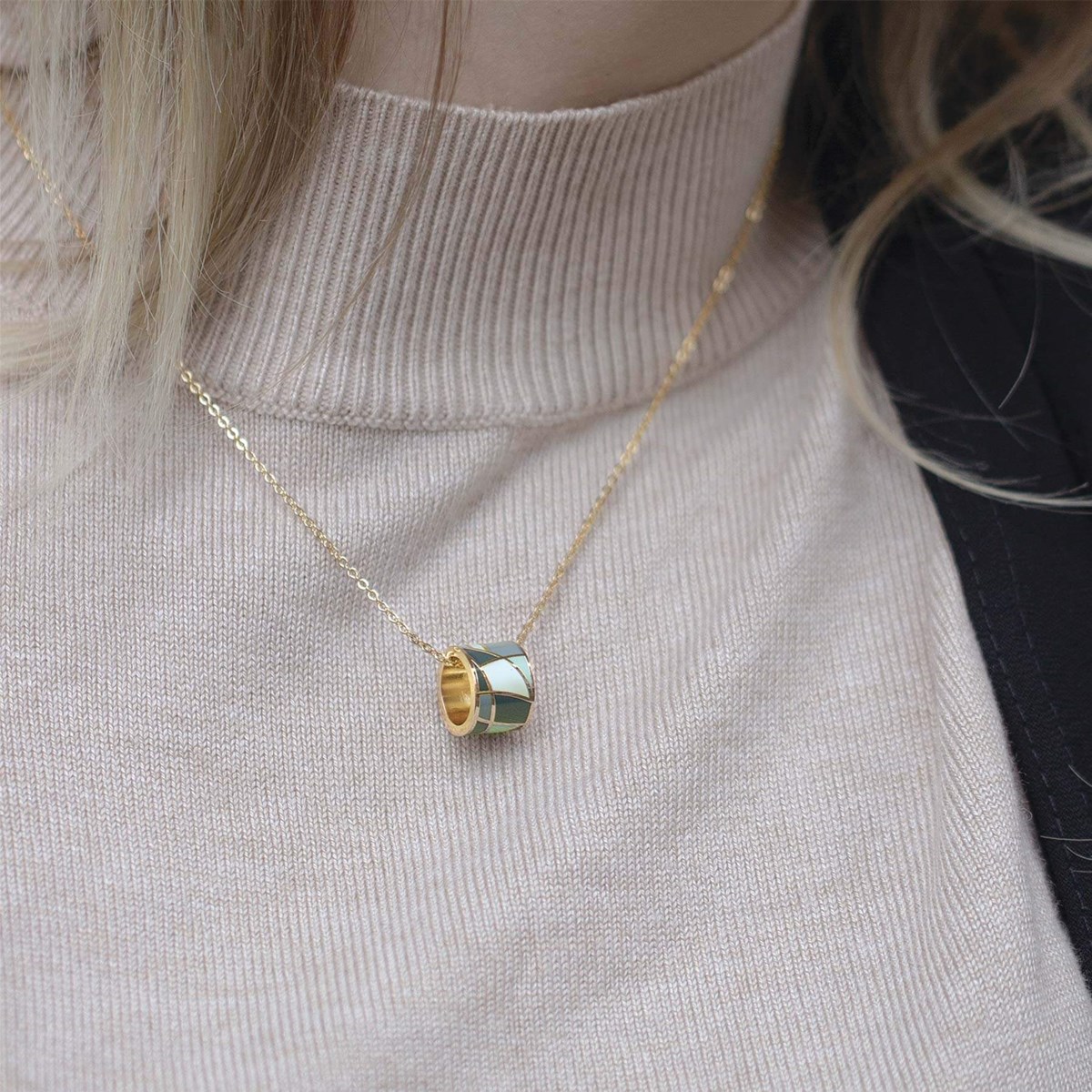 Collier Art M1 acier doré or