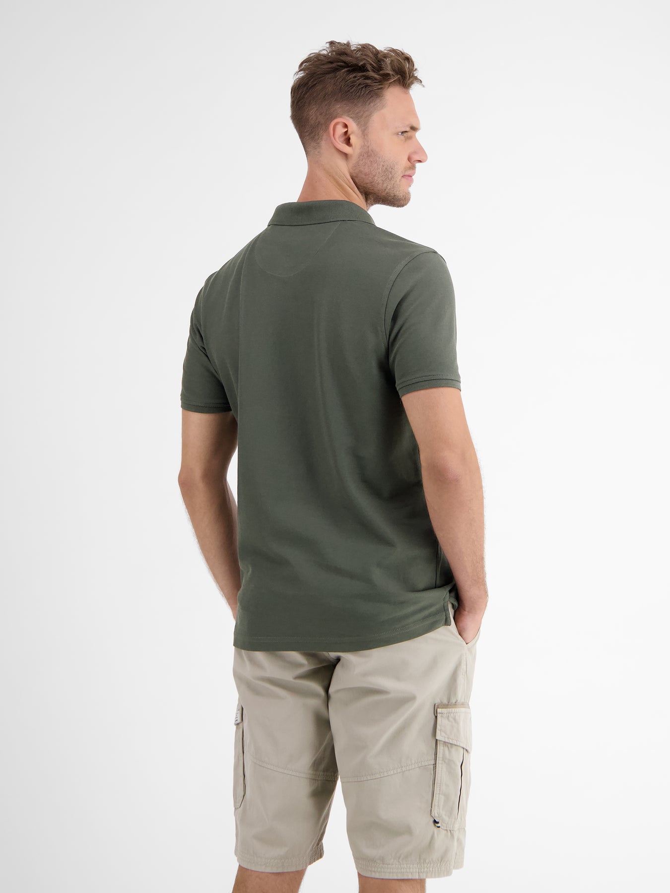 Klassisches Poloshirt für Herren in *Cool & Dry* Piquéqualität