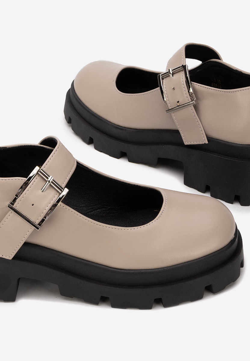 Chaussures à plateforme beige Masovia