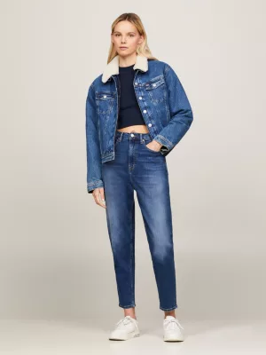 Calça jeans Mom de cintura ultra alta e corte afunilado