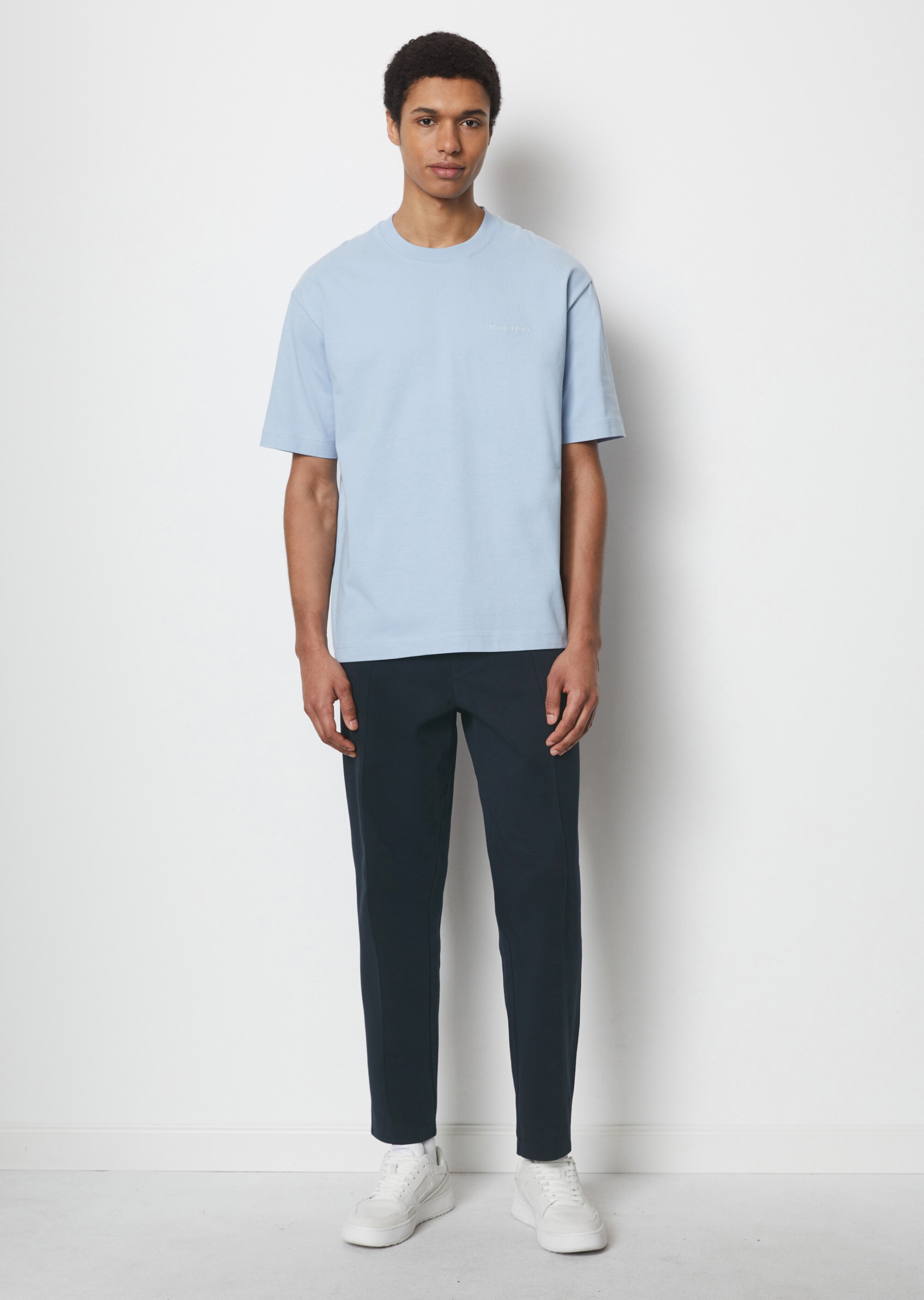 T-Shirt relaxed in schwerer Heavy-Jersey-Qualität