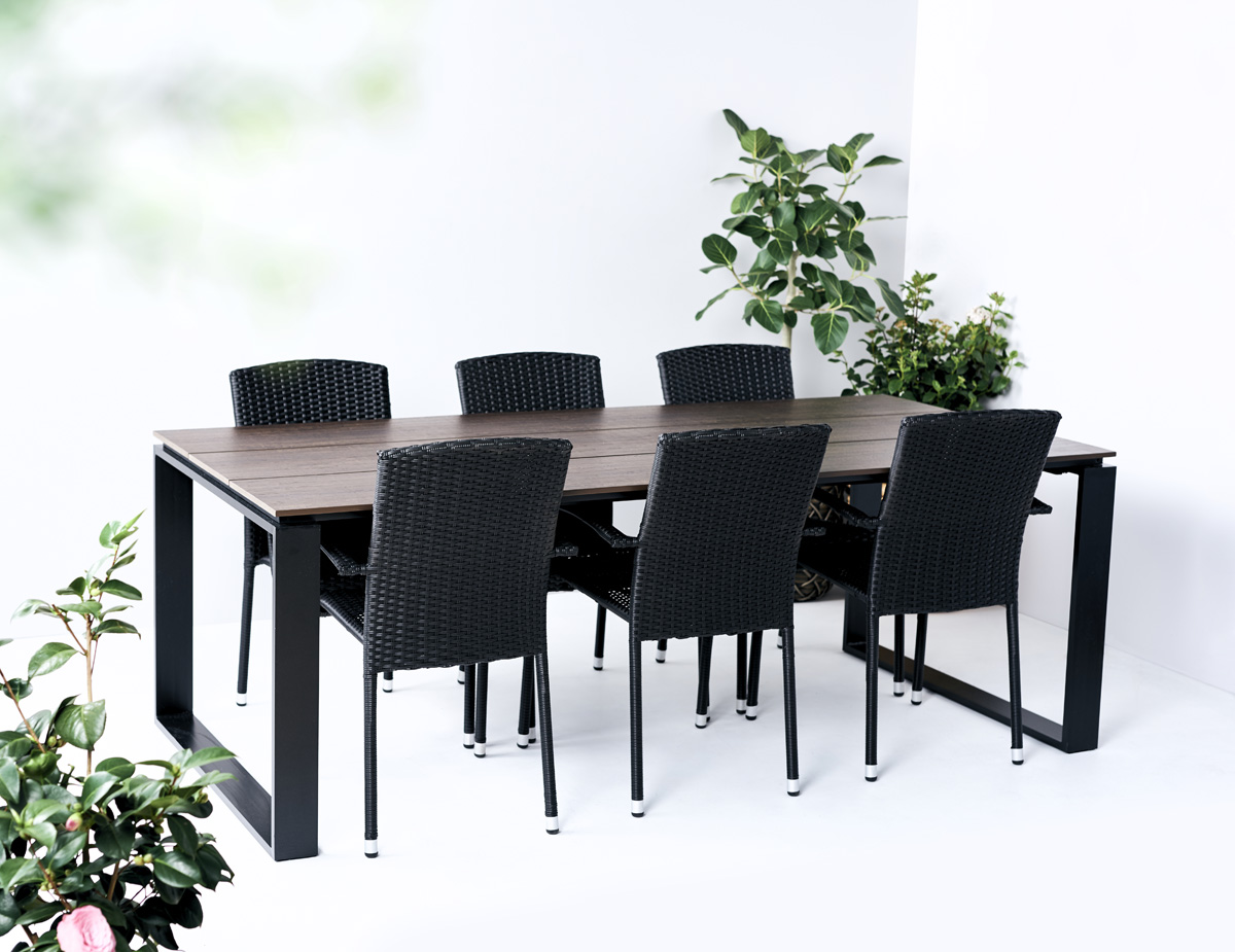 Tuintafel Joris bruin