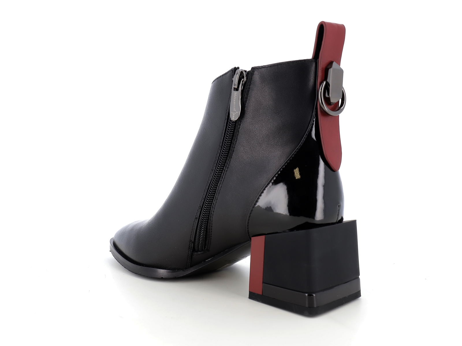 Metamorf ose-PALTROW Cuir Noir