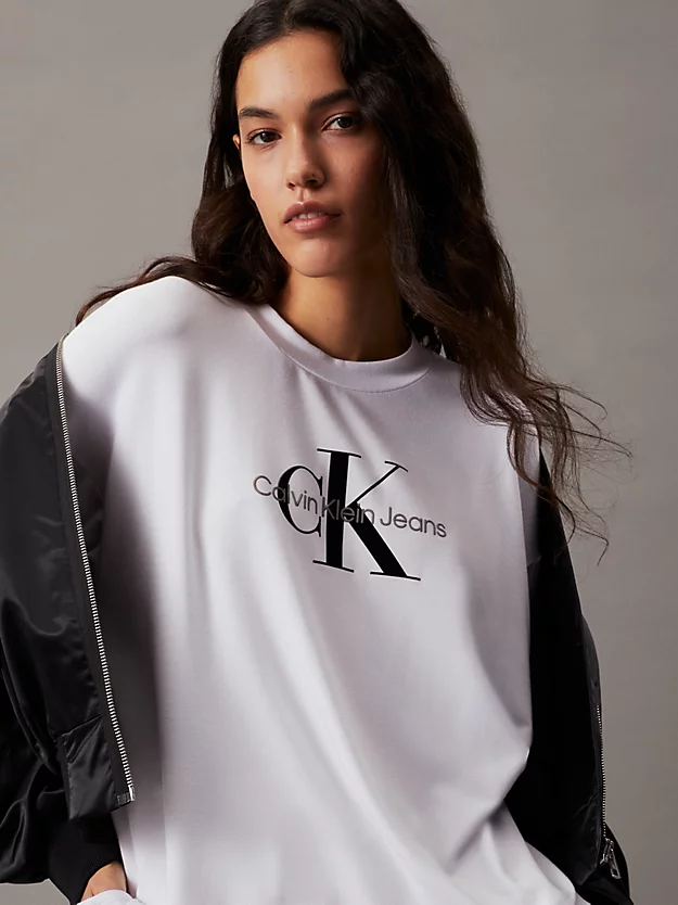 Camiseta boyfriend com monograma