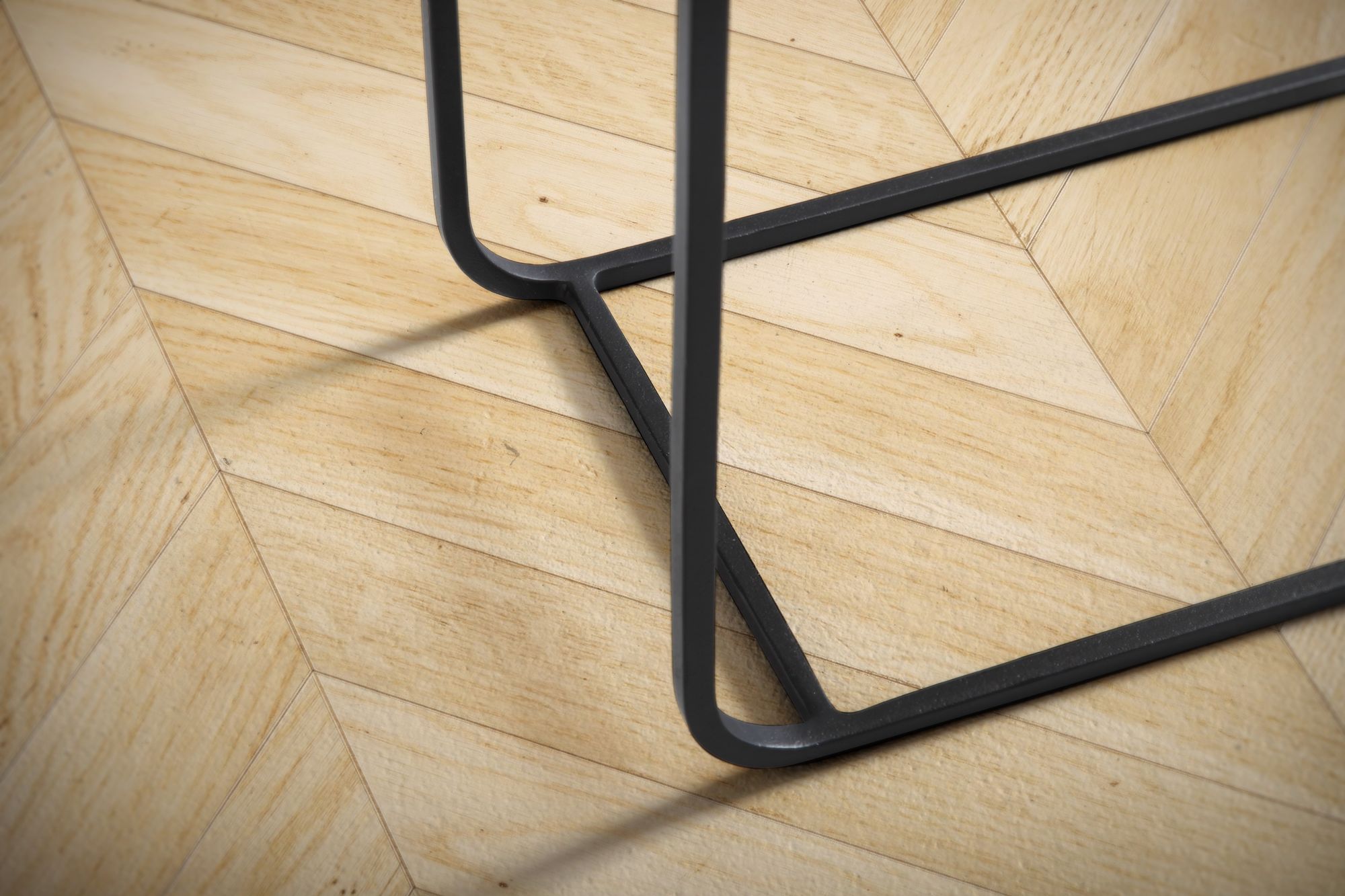KADIMA DESIGN Moderner Blumenkübel 60x60x24 cm, Metall, Gold & Schwarz, Rechteckig