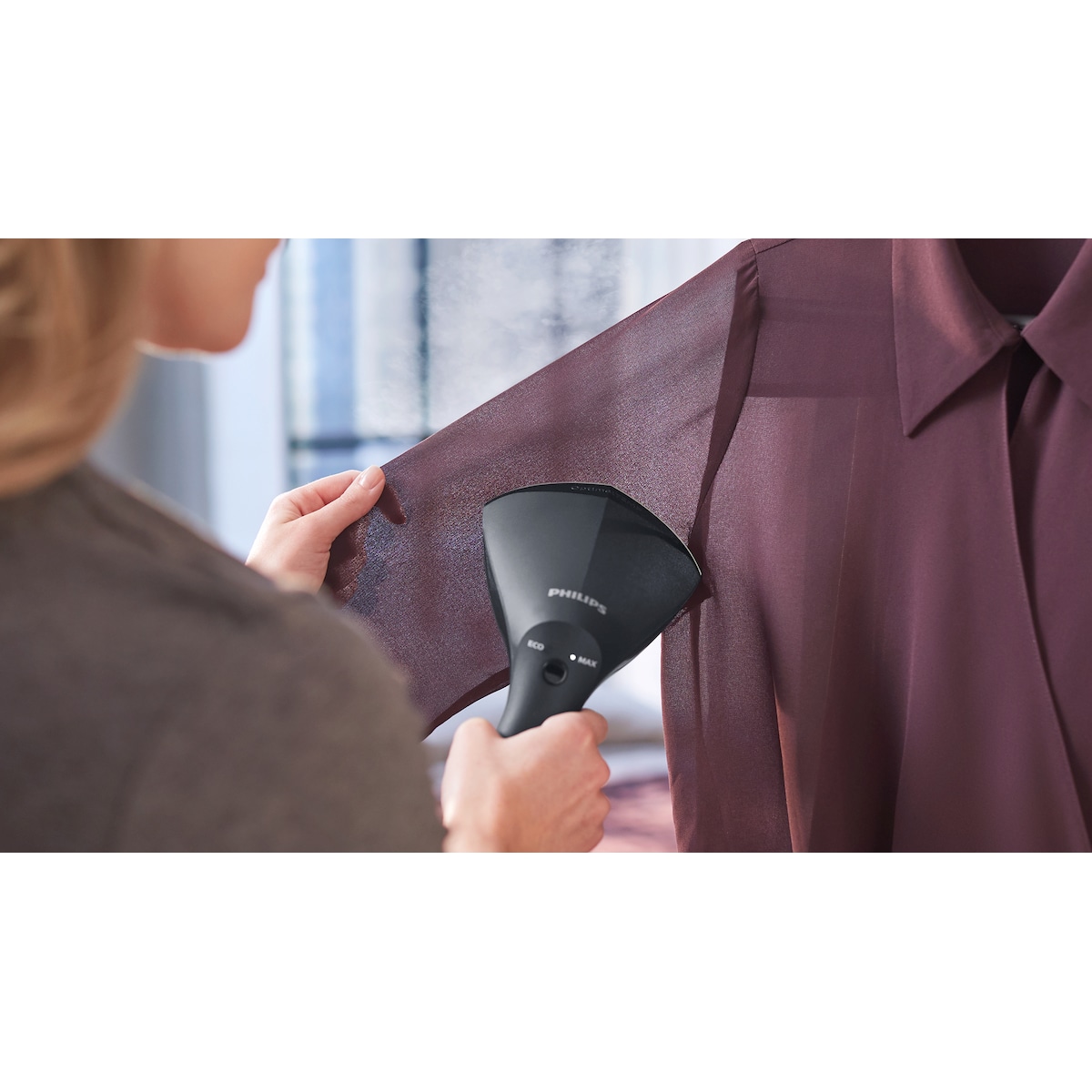 Philips 8000 Series håndholdt steamer GC800/80 (sort)
