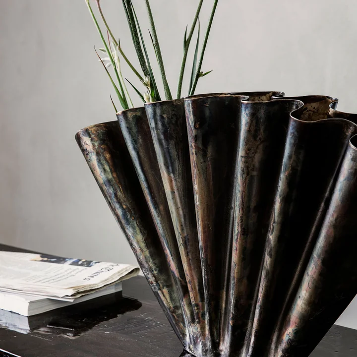 House Doctor - Flood Vase H 13 x Ø 12.5 cm, antikbraun