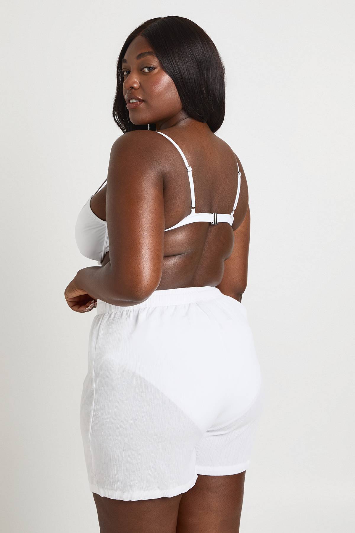 boohoo Short Aspect Lin Plus Essentials