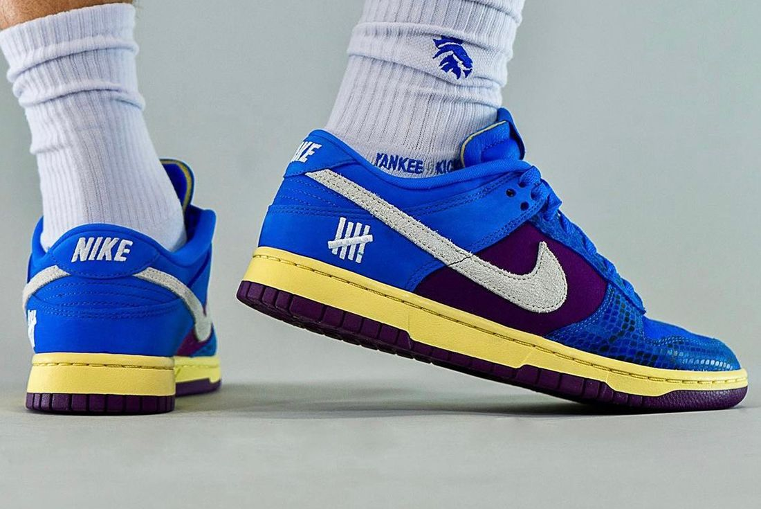 Nike Dunk Low Undefeated 5 On It Dunk vs. AF1