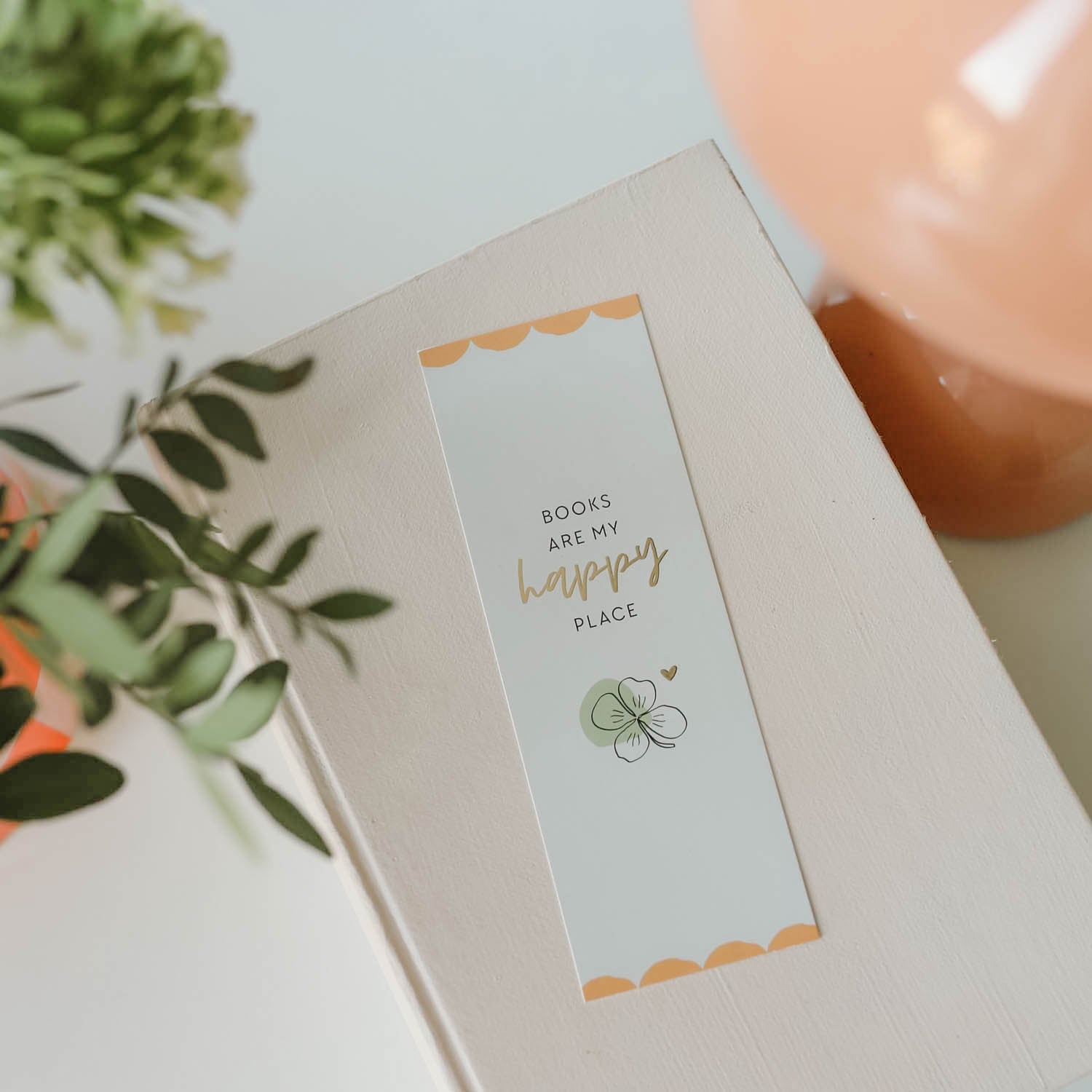 Lesezeichen „Happy Place“ mit Gold