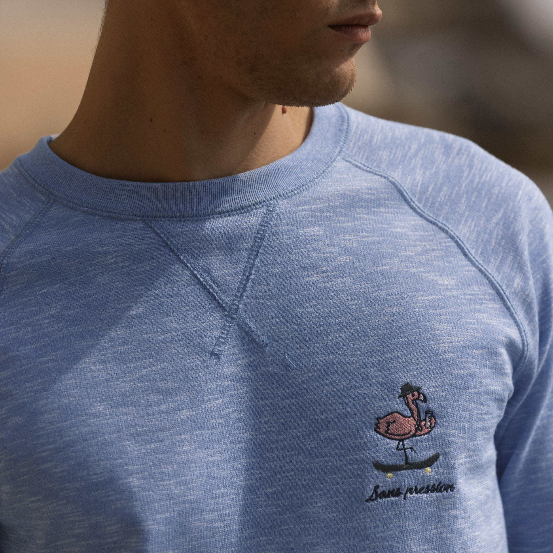 Sweat bleu clair broderie sans pression polyester recyclé et coton - modèle darney