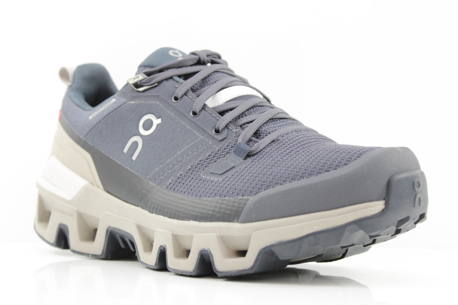 On Cloudwander waterproof