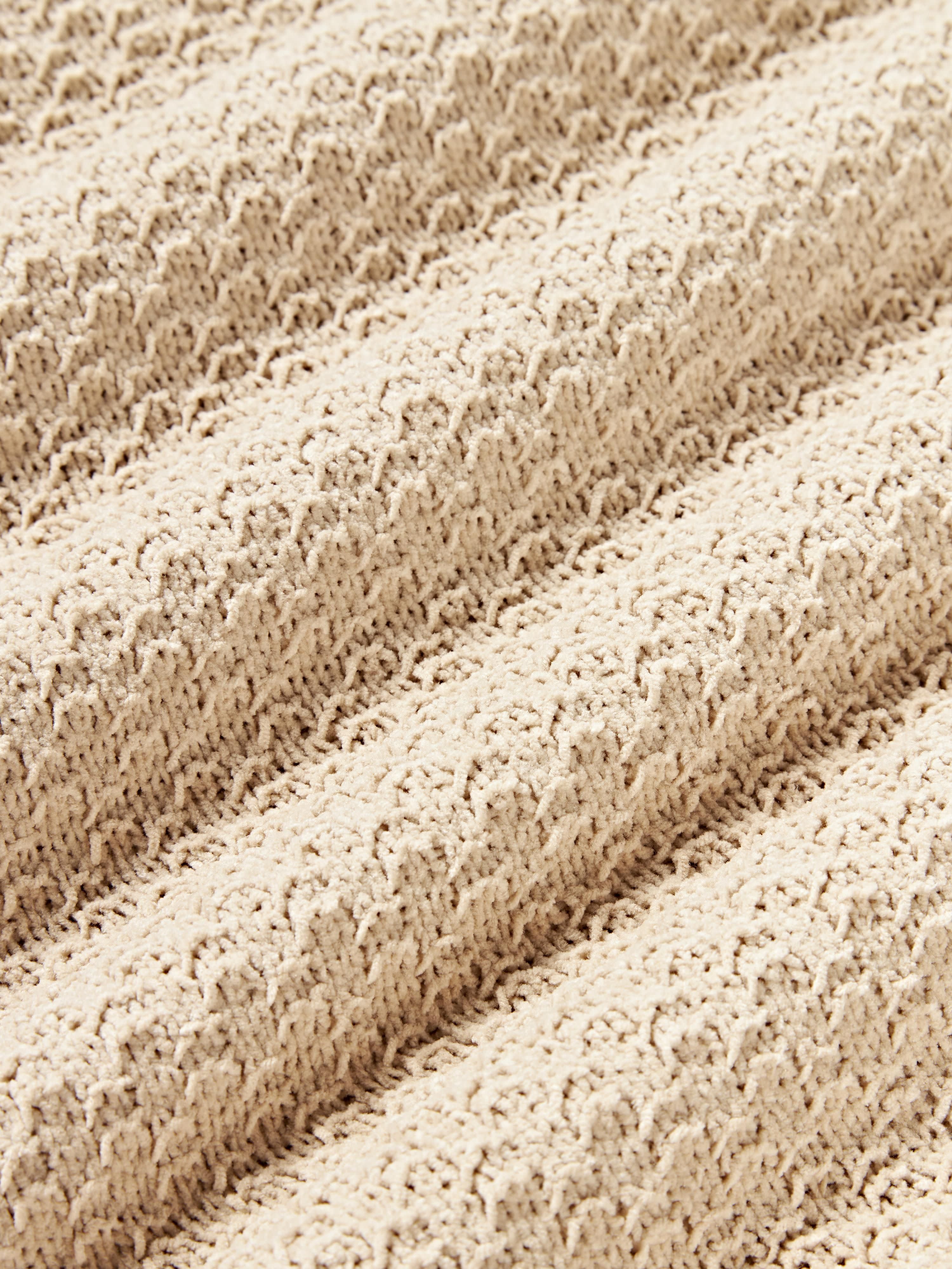 Zacht gebreide chenille kussenhoes Everly