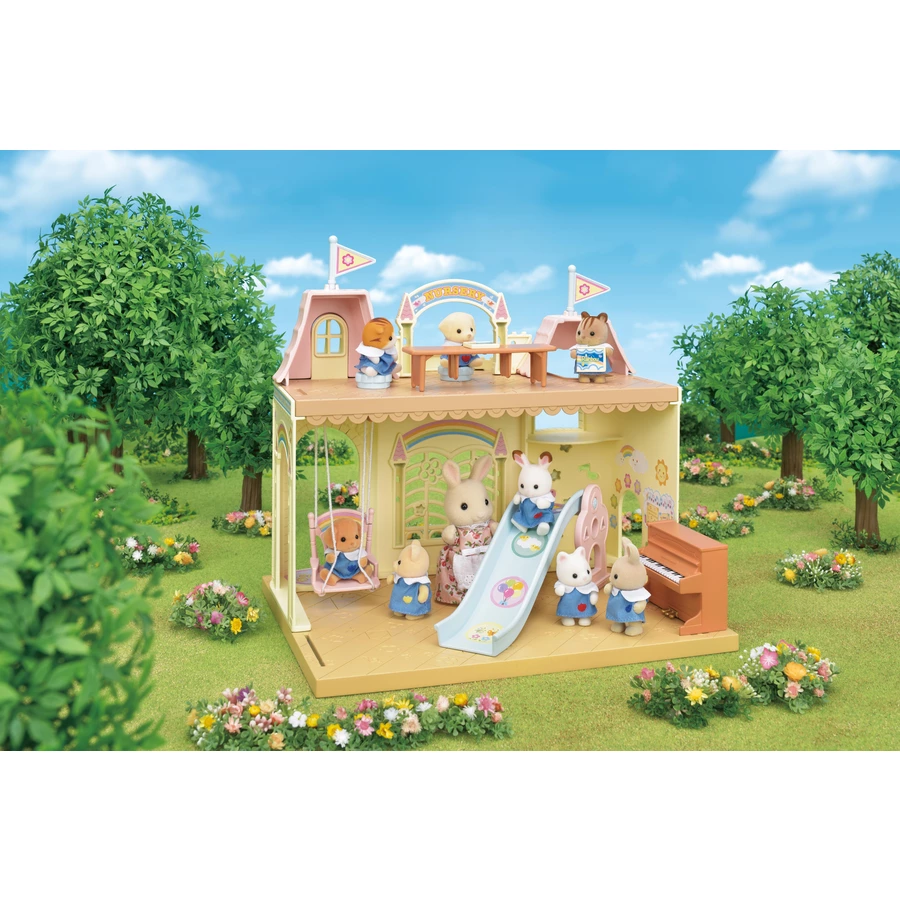 Sylvanian Families® Baby Schlosskindergarten