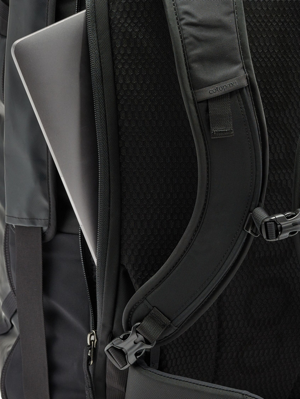 Cotopaxi Allpa 42L Backpack cotopaxi black