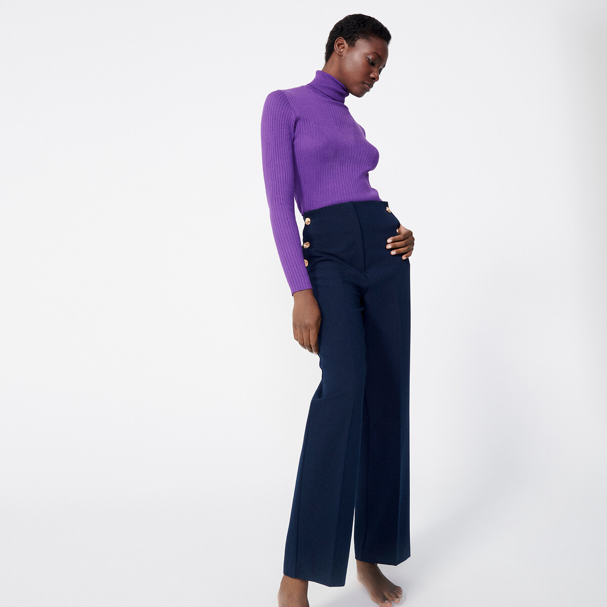COLEÇÕES LA REDOUTE<br>Calças com fecho cruzado exclusivo