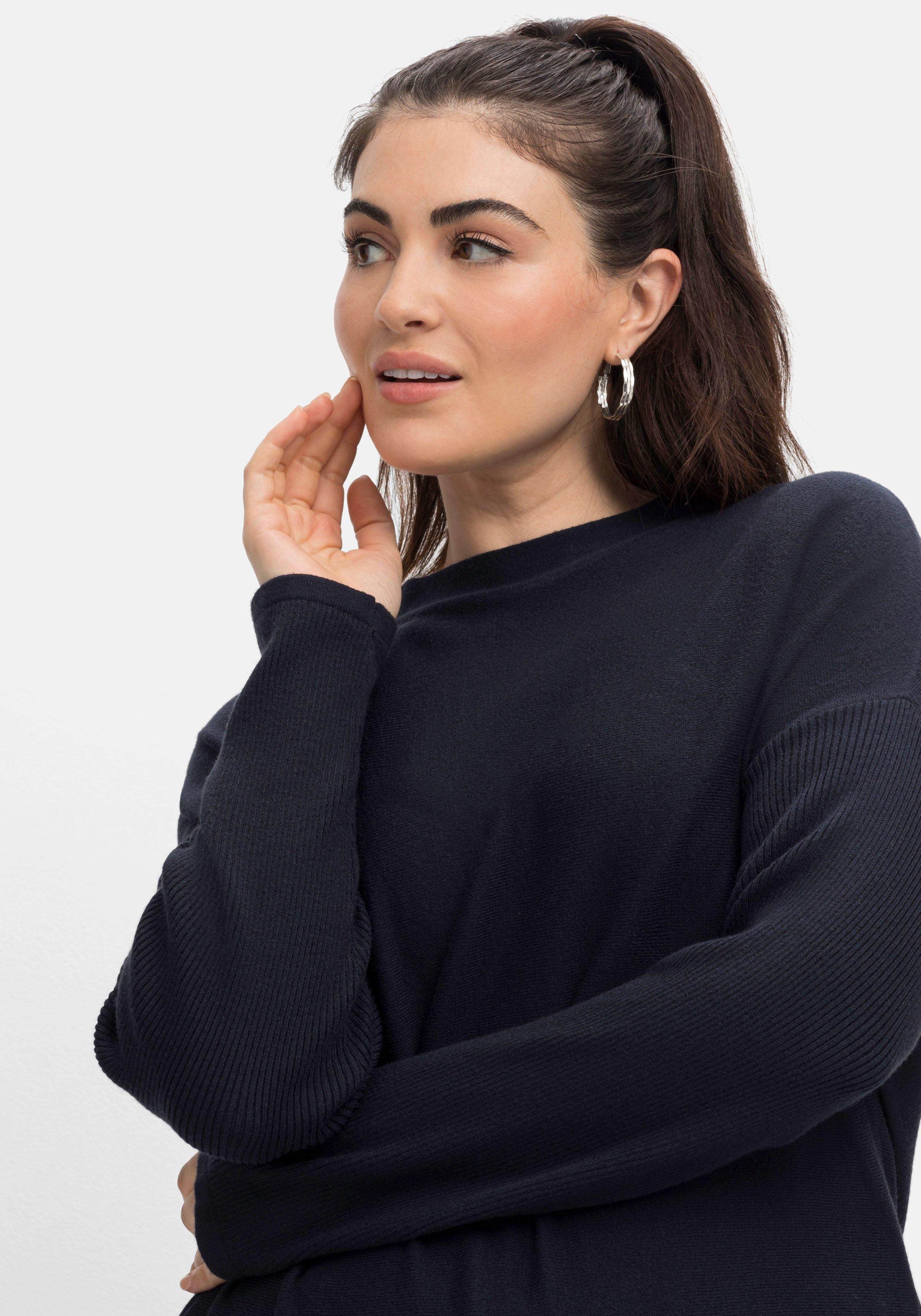 Pullover mit Stehkragen, in flauschiger Qualität