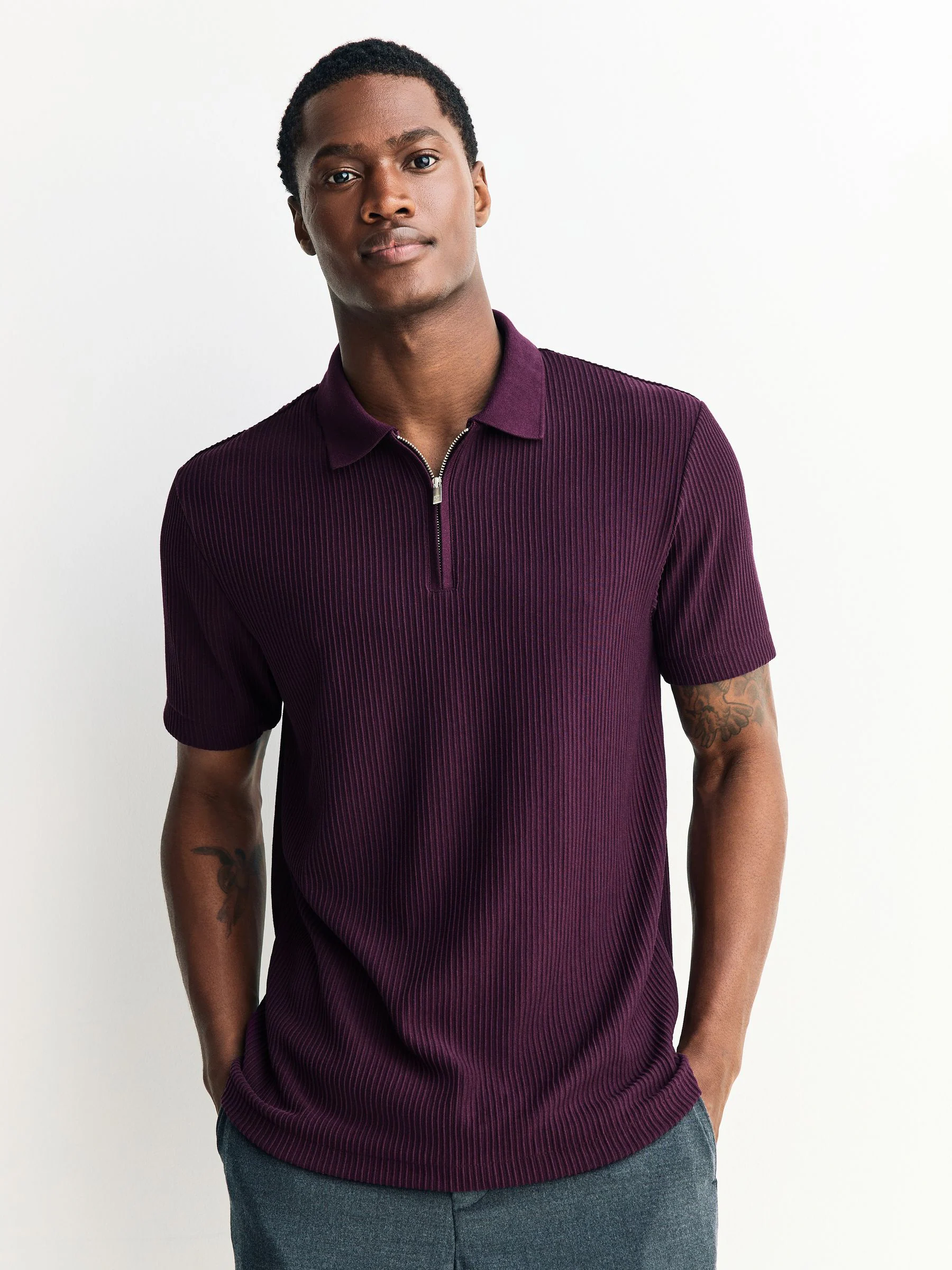 Paars - Smart poloshirt met textuur en rits