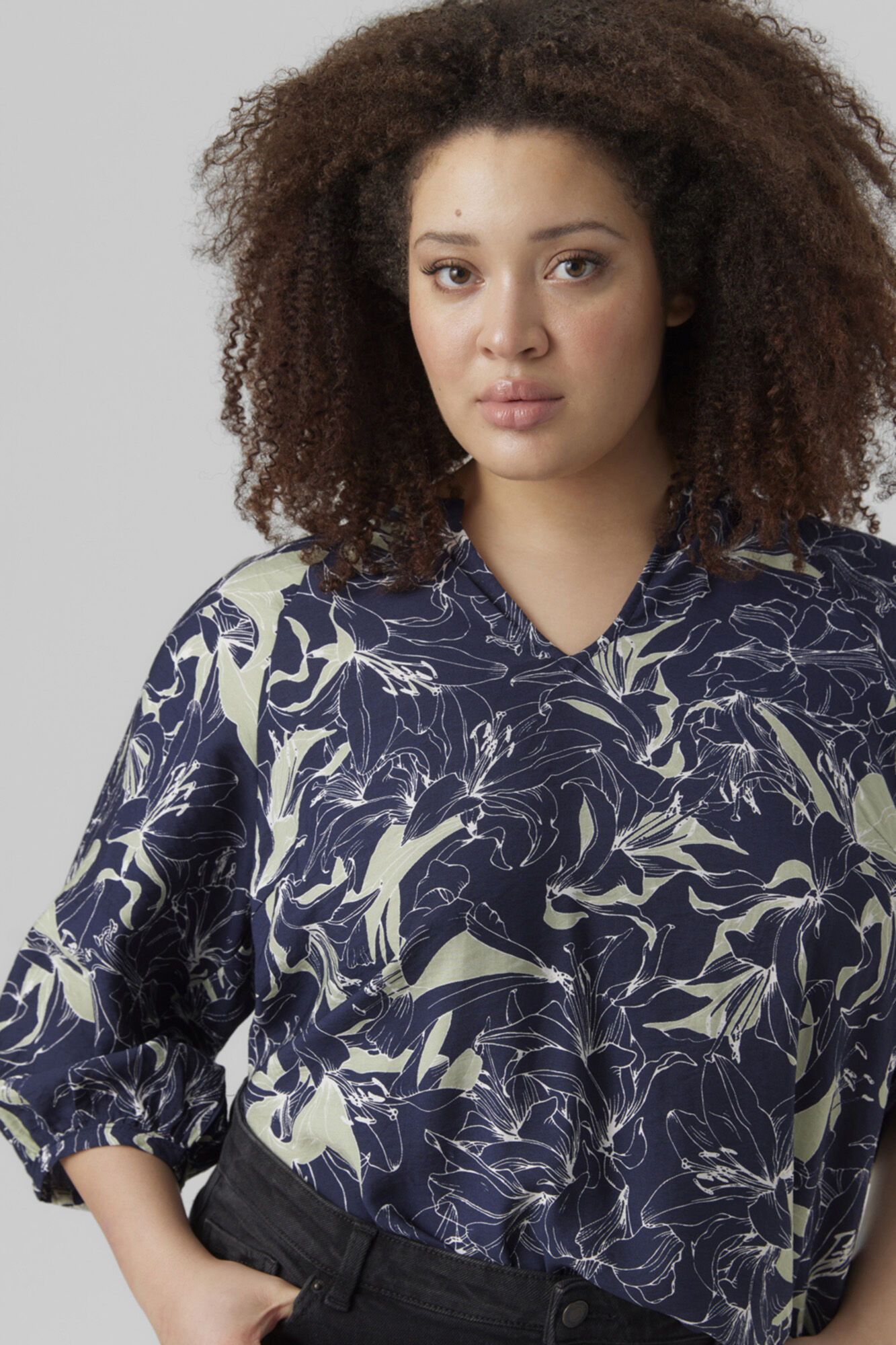 Blusa de manga 3/4 tamanho plus size - Azul marinho