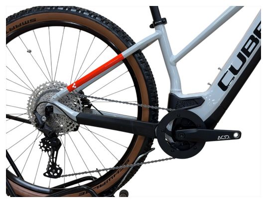 Produit reconditionné . Cube Reaction Hybrid Pro 625 Shimano 2022 . VTT électrique . Cube . très bon état