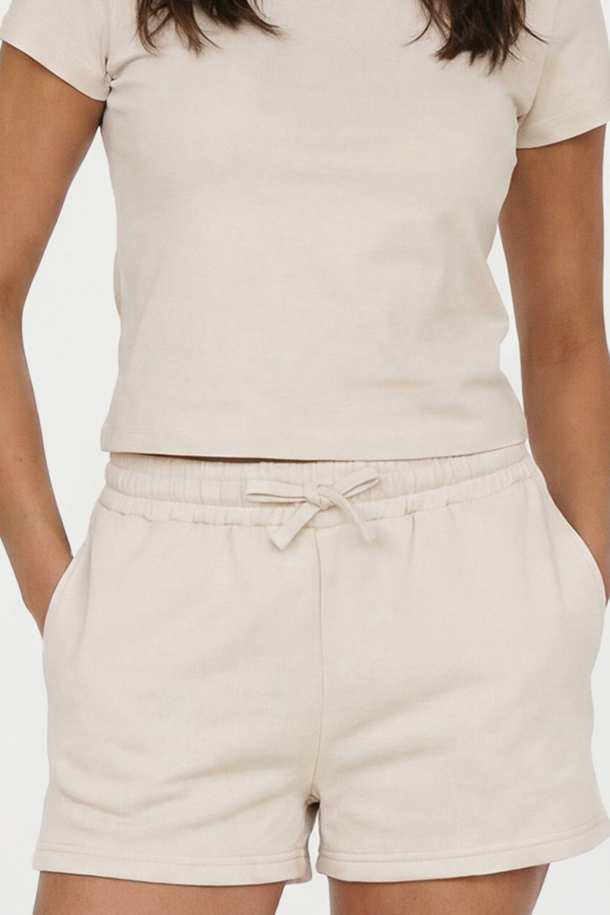 boohoo Ensemble Survêtement Haut À Manches Courtes Et Short Molleton