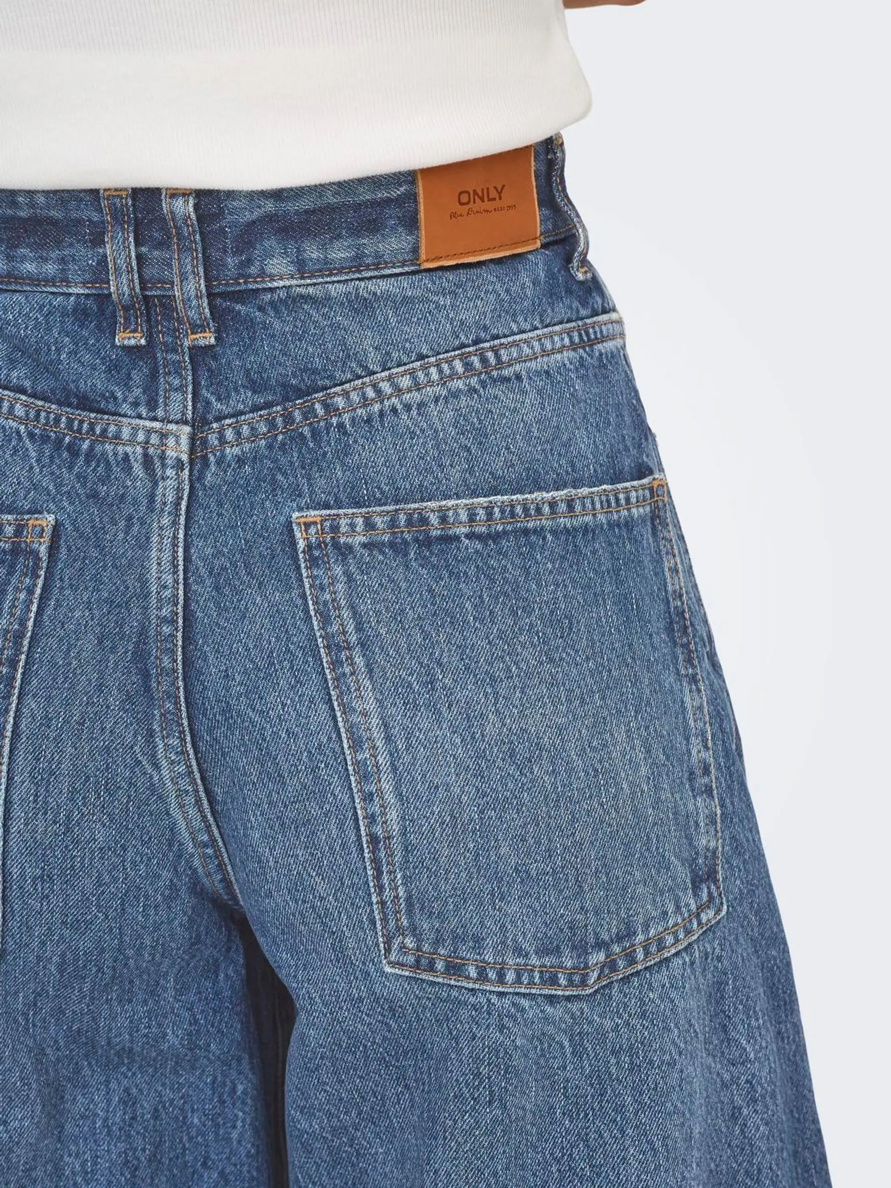 ONLY High Waisted Barrel Leg Jeans