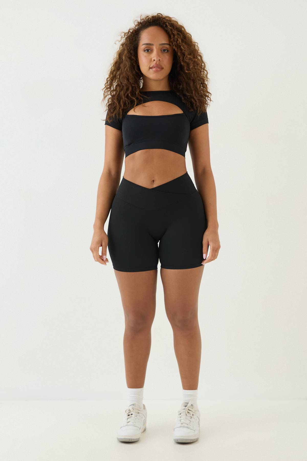 Haut De Sport Rembourré À Découpes Sans Coutures Ultra Contour Dsgn Studio Sport