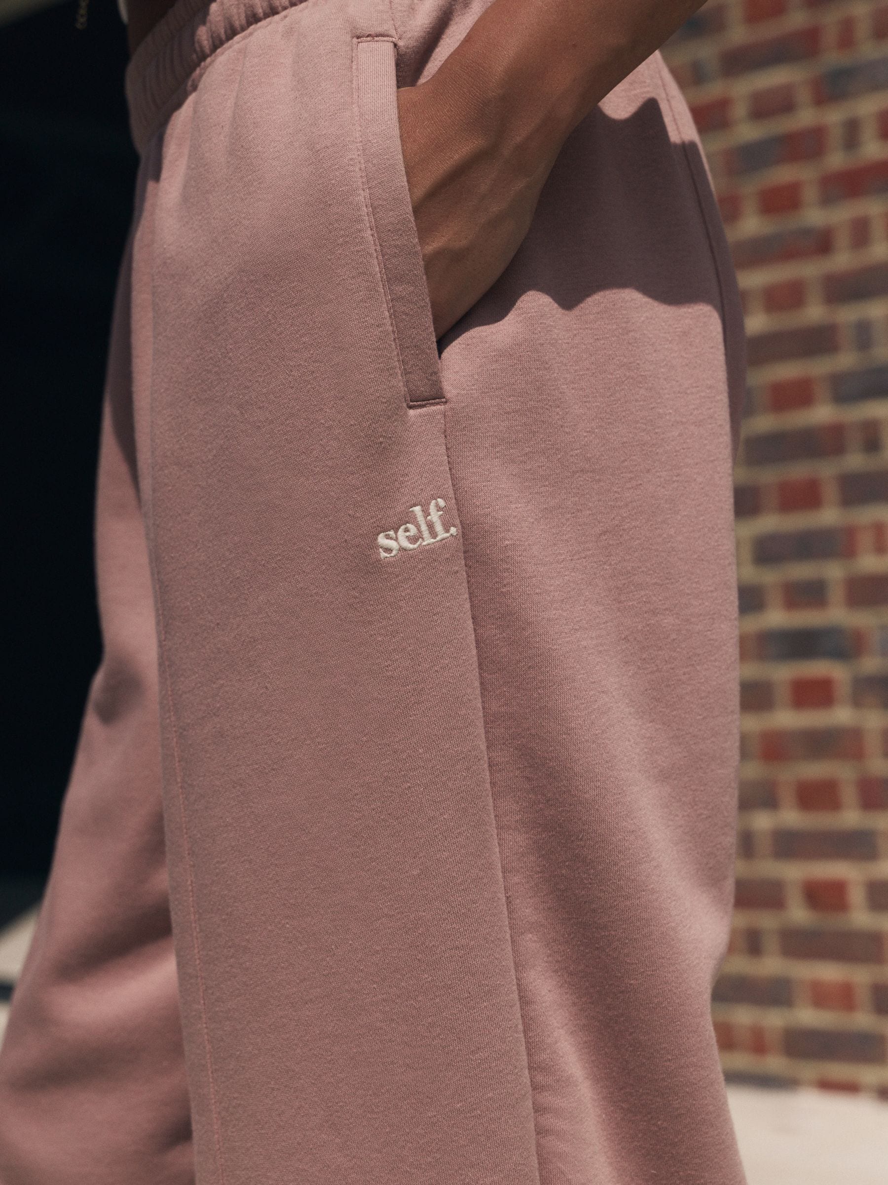 Roze - self. Barrel Leg Joggers
