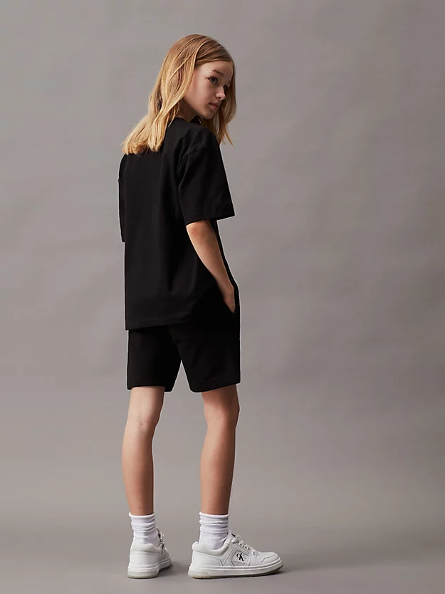 Conjunto infantil de camiseta e shorts