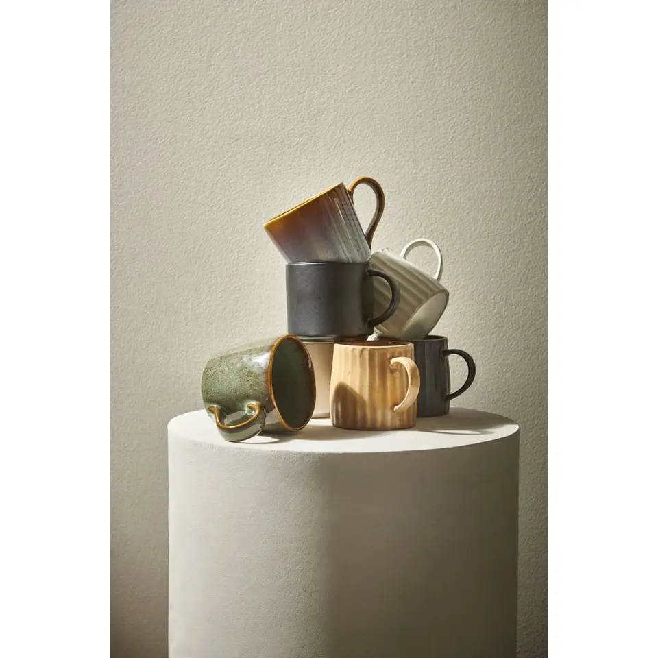 Mok met oor Mila - crème - stoneware - 340 ml